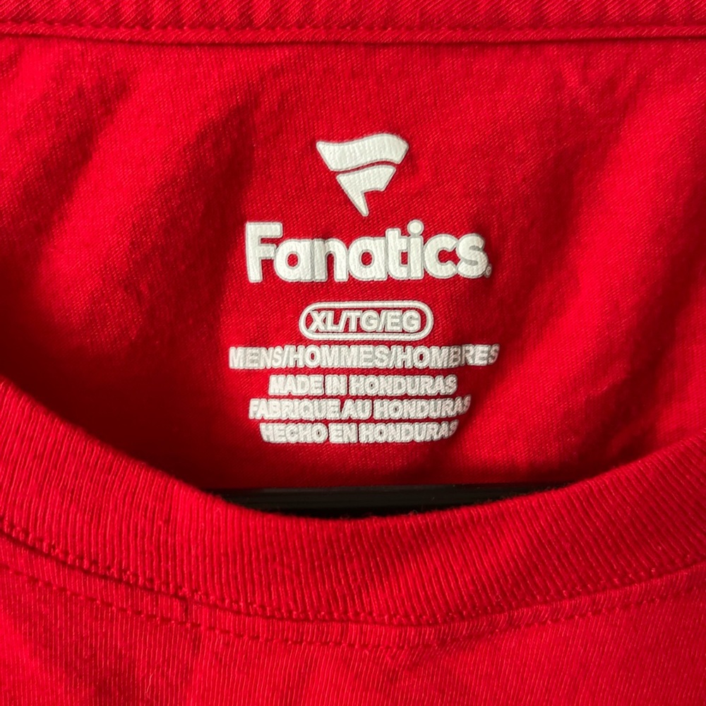 Philadelphia 76ers Fanatics Men’s XL Red Long Sleeve Shirt. Great Condition. - Picture 3 of 4